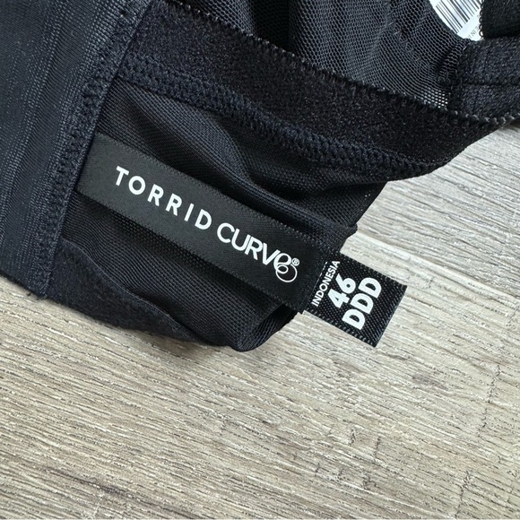 Torrid Curve Black T Shirt Bra Push Up 46 DDD NWT Underwire lace - Picture 6 of 8